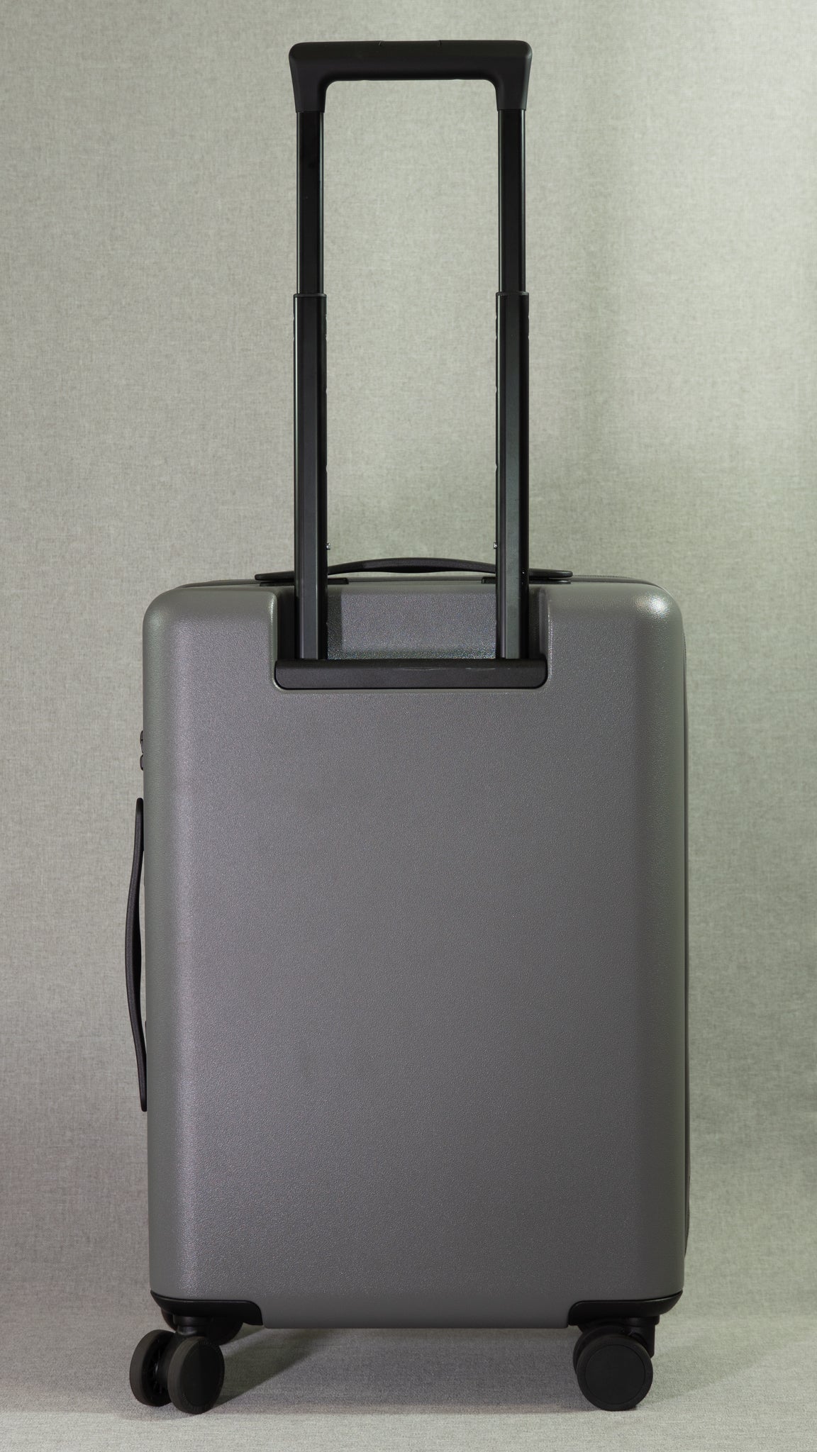 Studio Carry-on (Ashen)