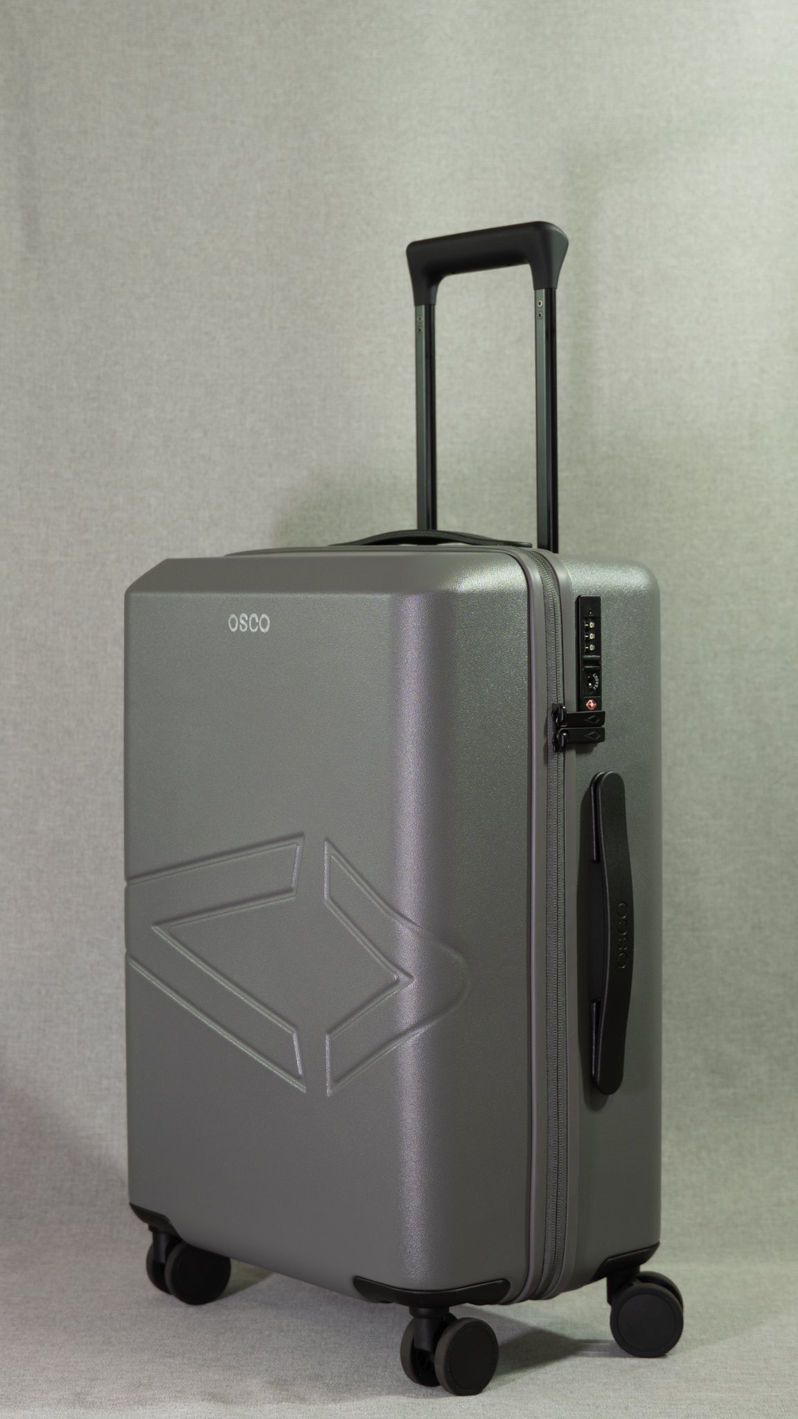 Studio Carry-on (Ashen)