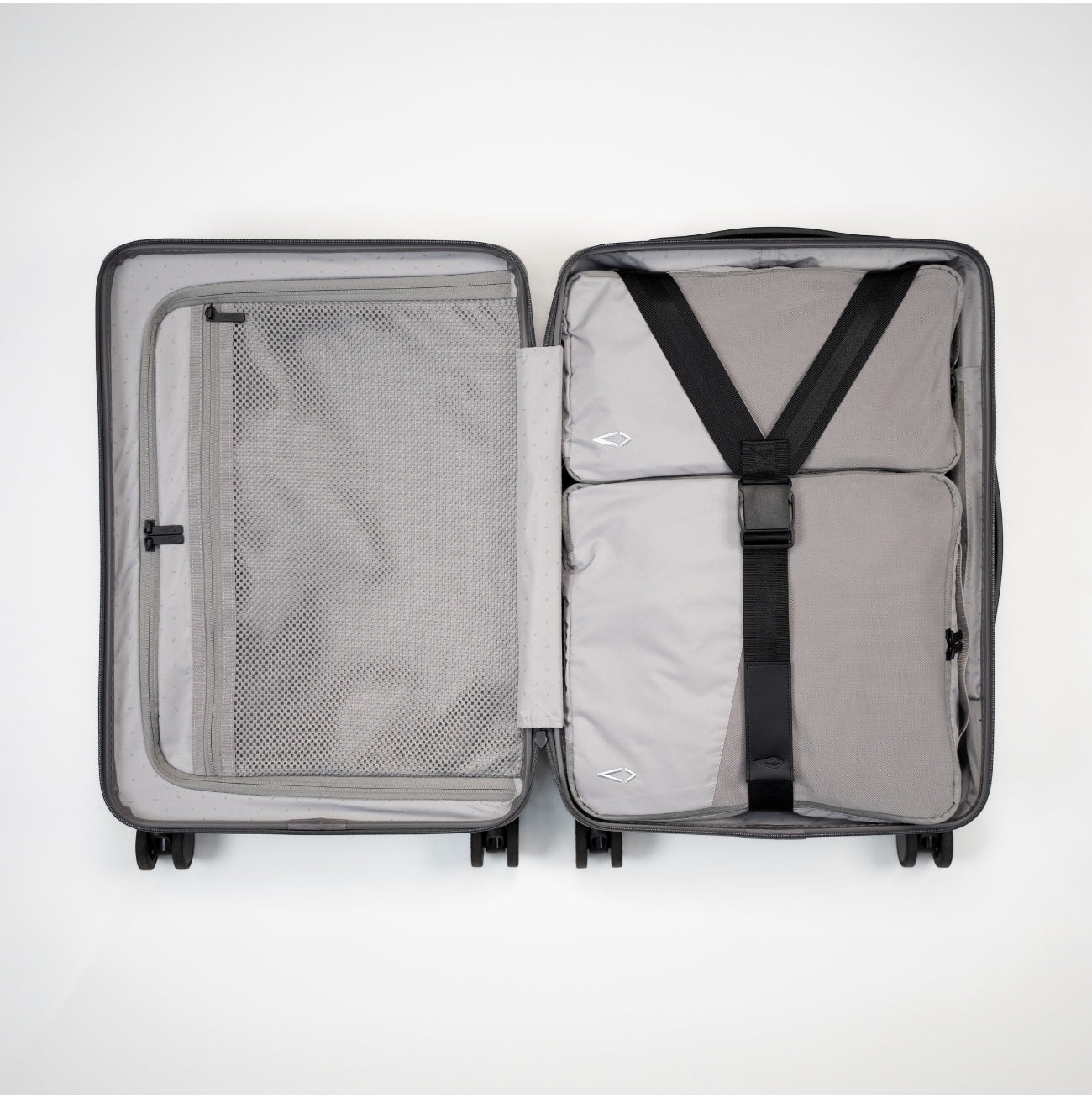 Studio Carry-On (Ashen)